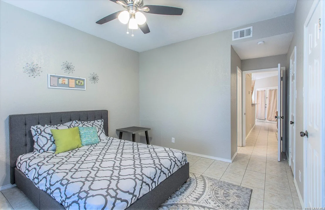 Photo of Unit 253 at 8633 Datapoint