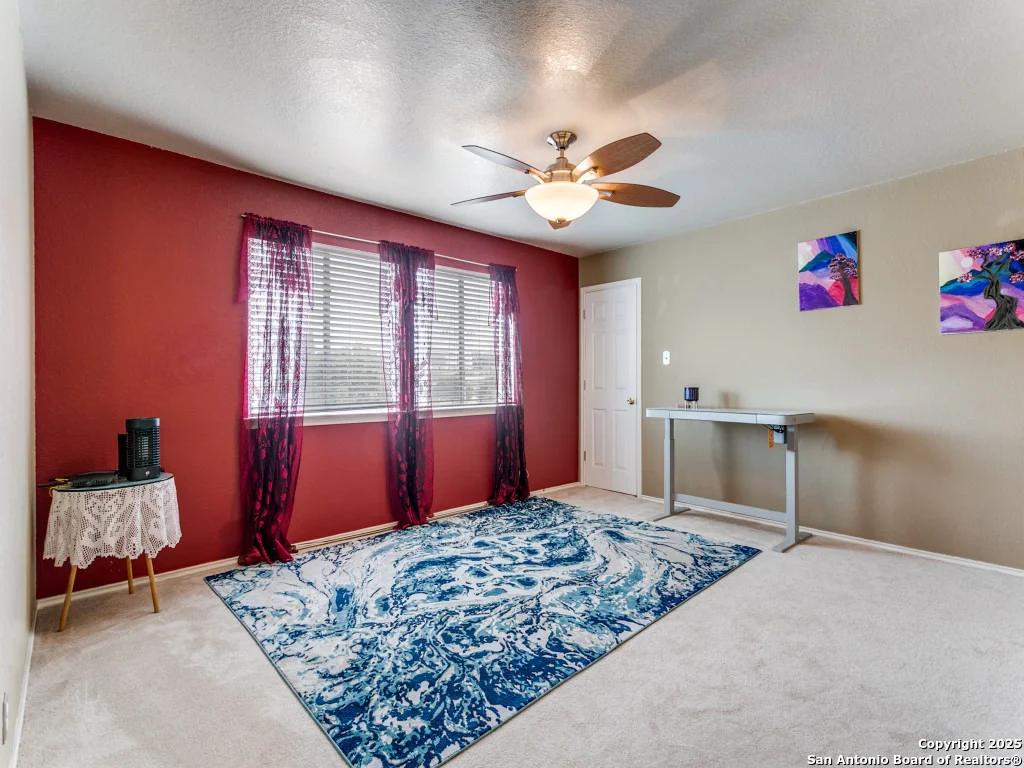 Photo of 10702 Diamond Rock