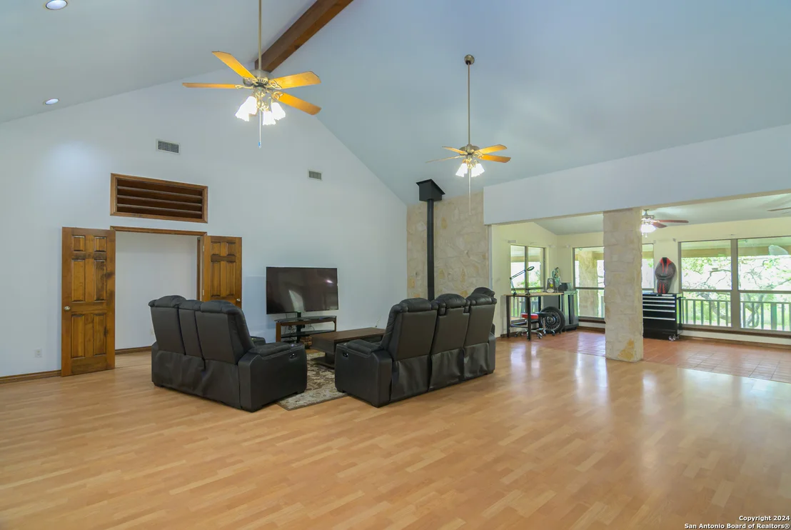 Photo of 575 Eden Rd