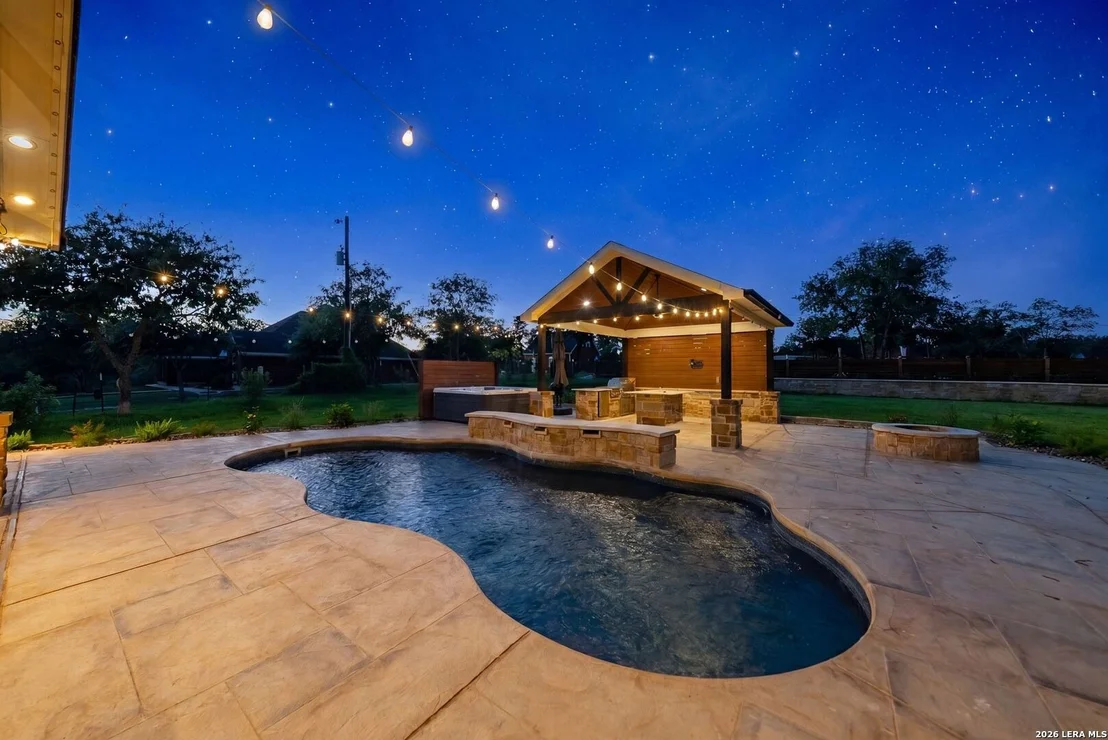 Photo of 1009 Bluebonnet Ln