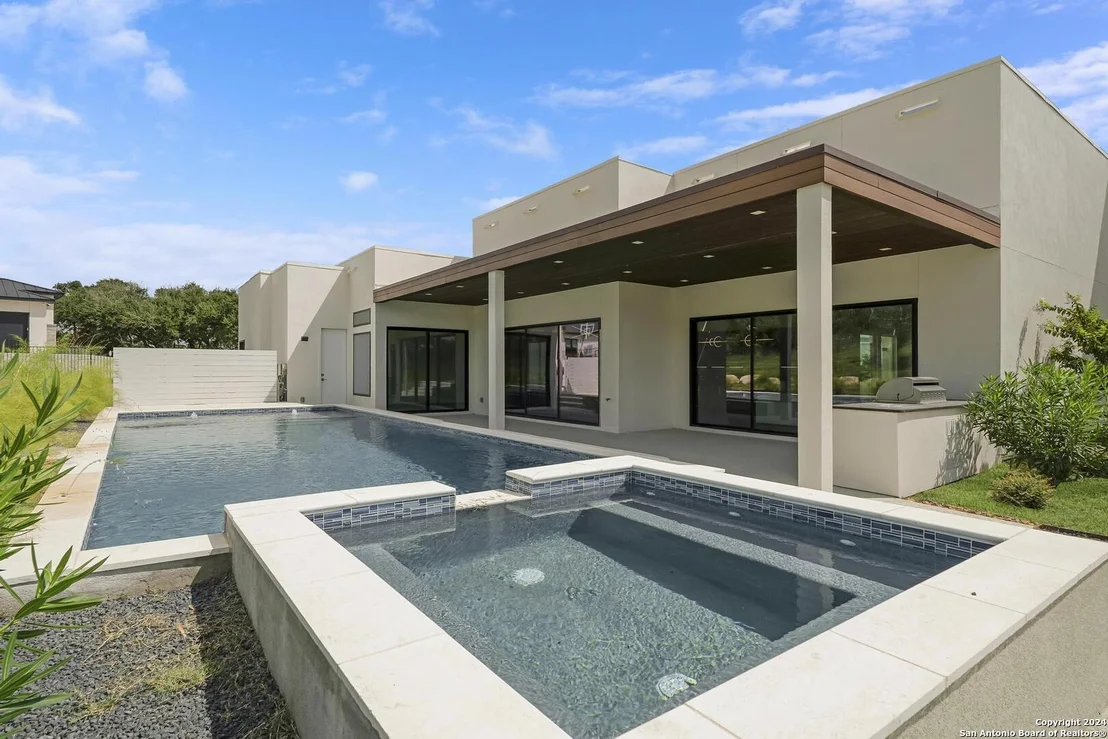 Photo of 25907 Morhiss Pt