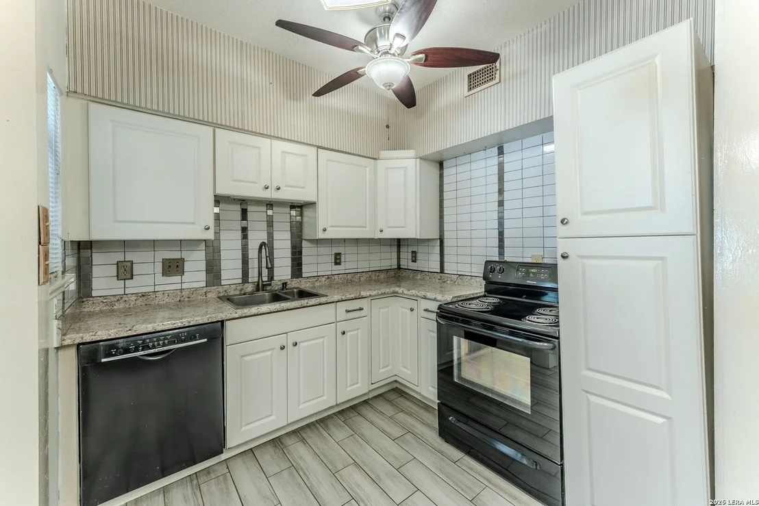 Photo of Unit 203B at 8655 DATAPOINT DR