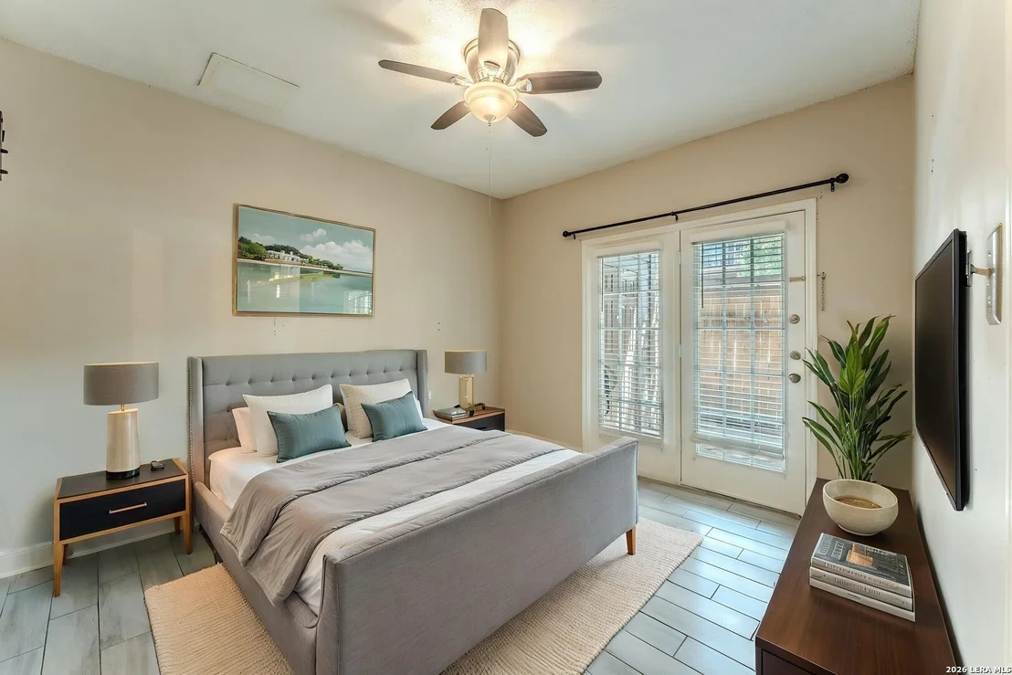 Photo of Unit 203B at 8655 DATAPOINT DR