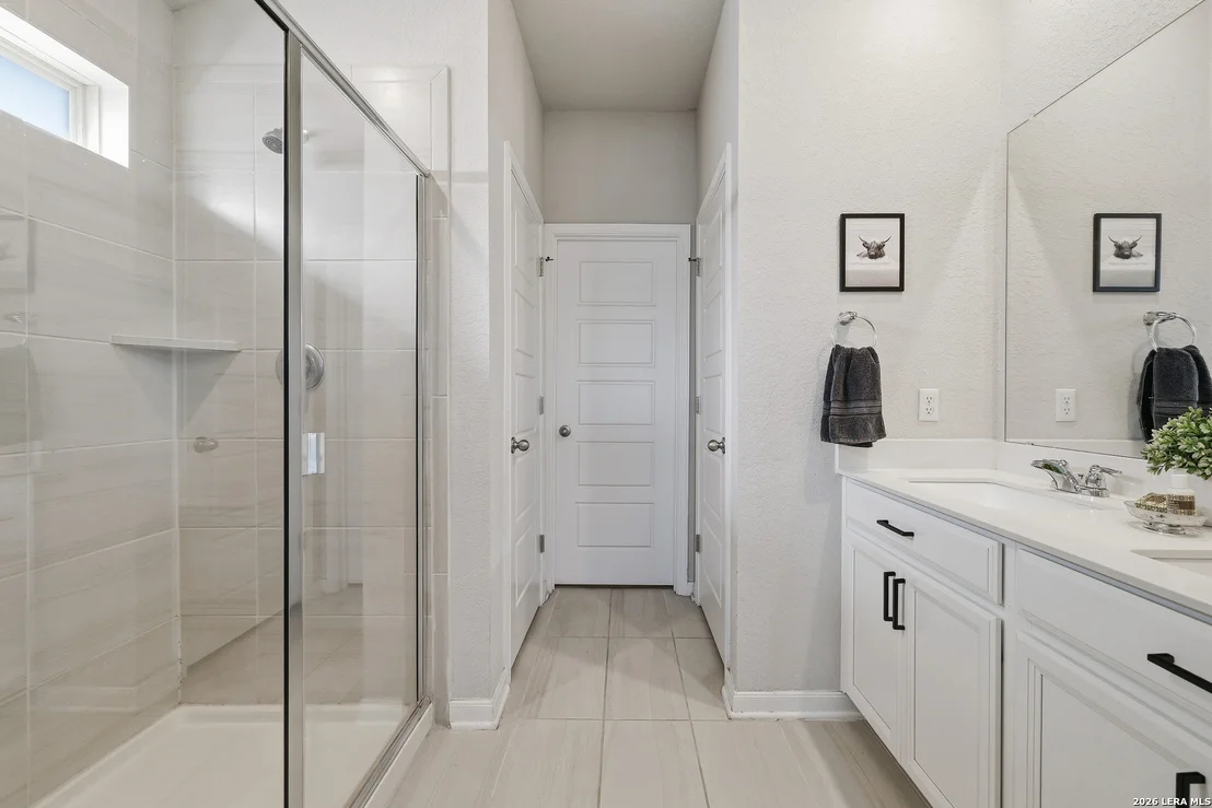 Photo of 3016 Toscana