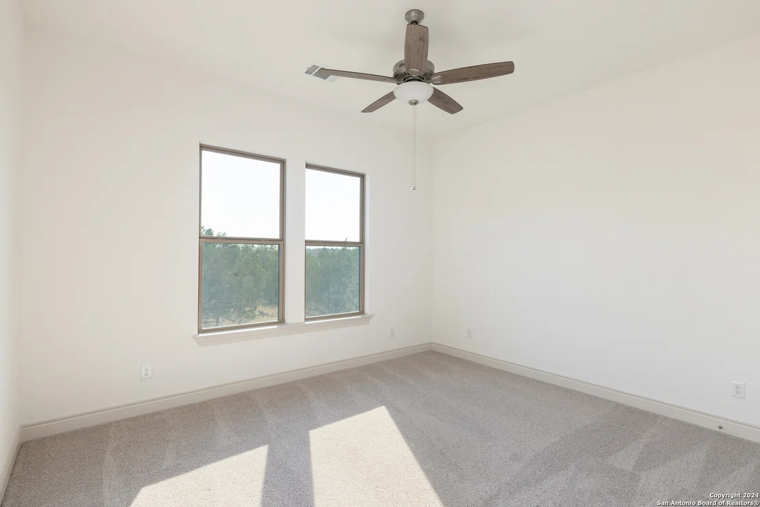 Photo of 331 TOUCAN DR