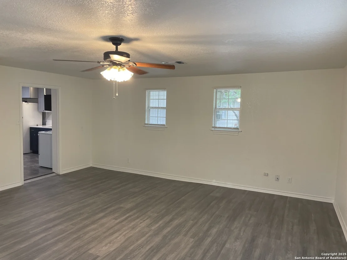 Photo of 605 Avenue M