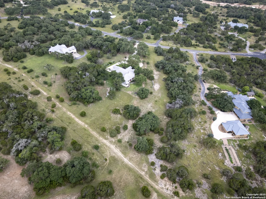 Photo of 112 Legend Hollow