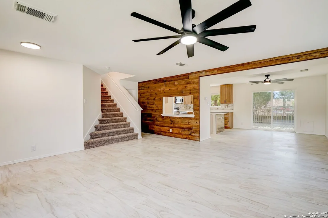 Photo of 14410 Longleaf Palm
