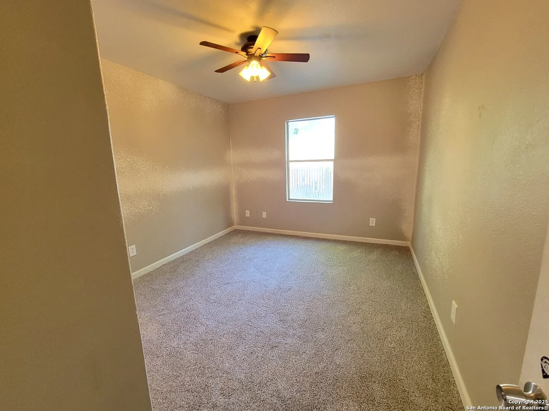 Photo of 9235 Lasswell