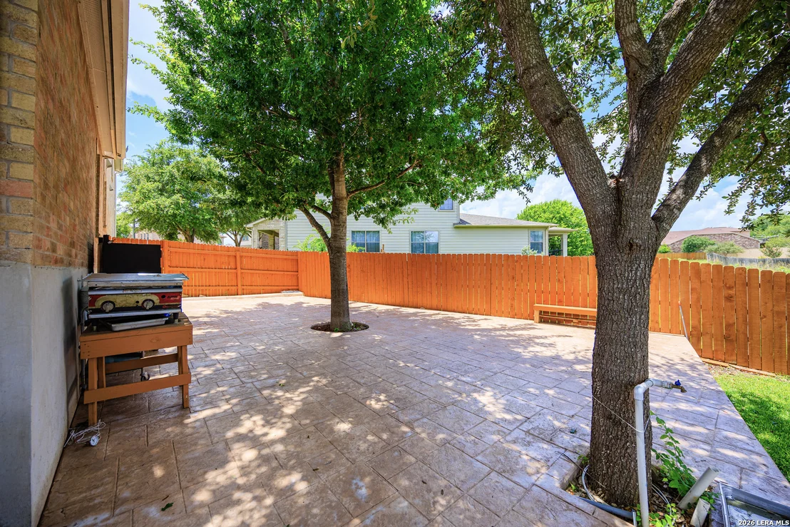 Photo of 1302 SUN GDN