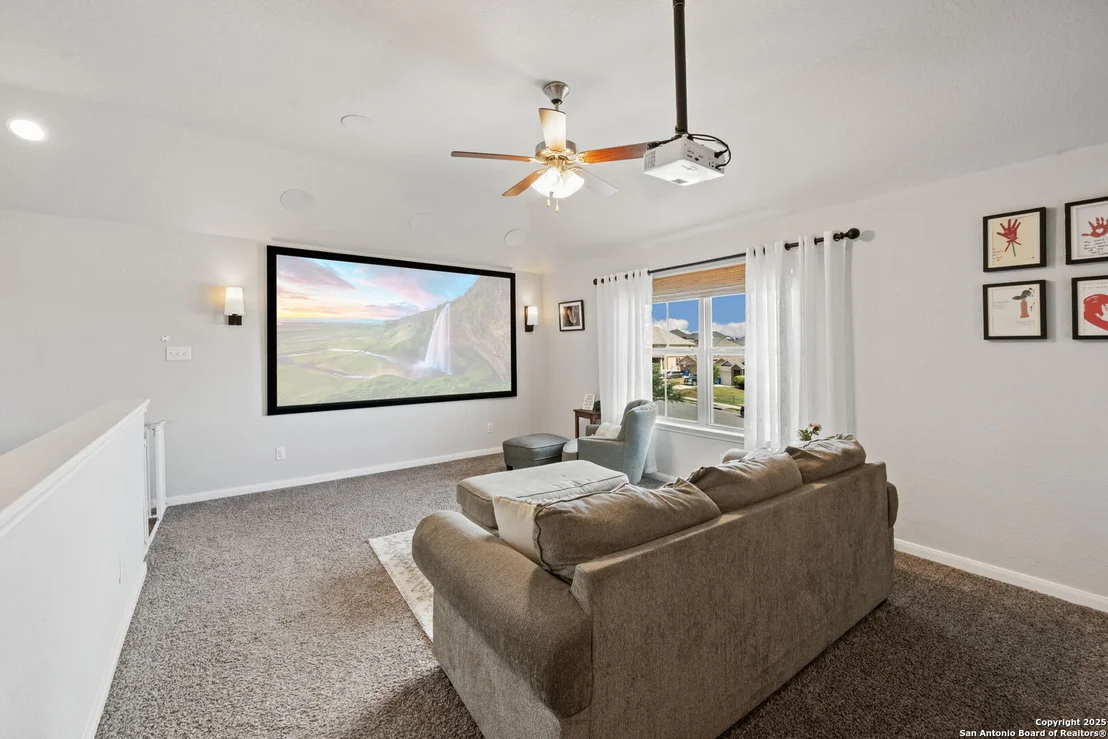 Photo of 2943 Daisy Meadow