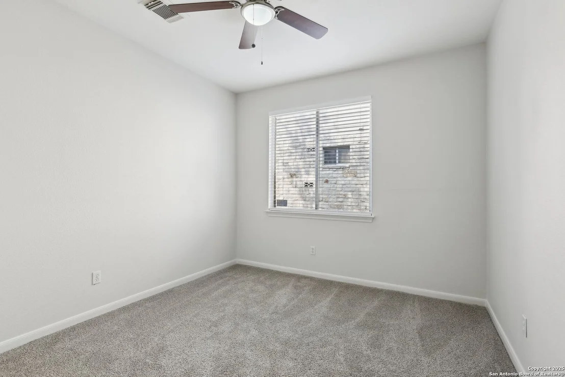 Photo of 9518 Loyal Valley