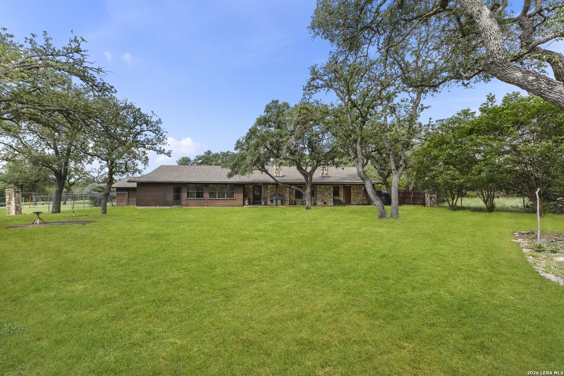 Photo of 165 SETTLERS CIR