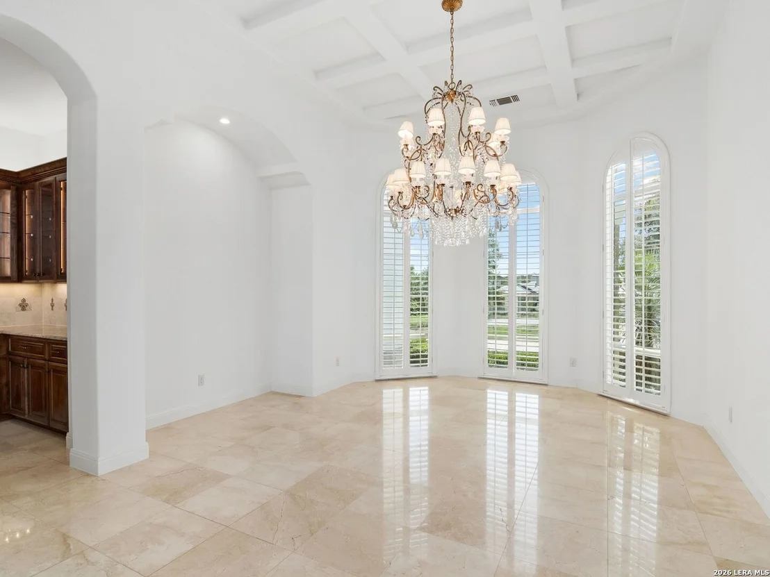 Photo of 202 WELLESLEY LOOP
