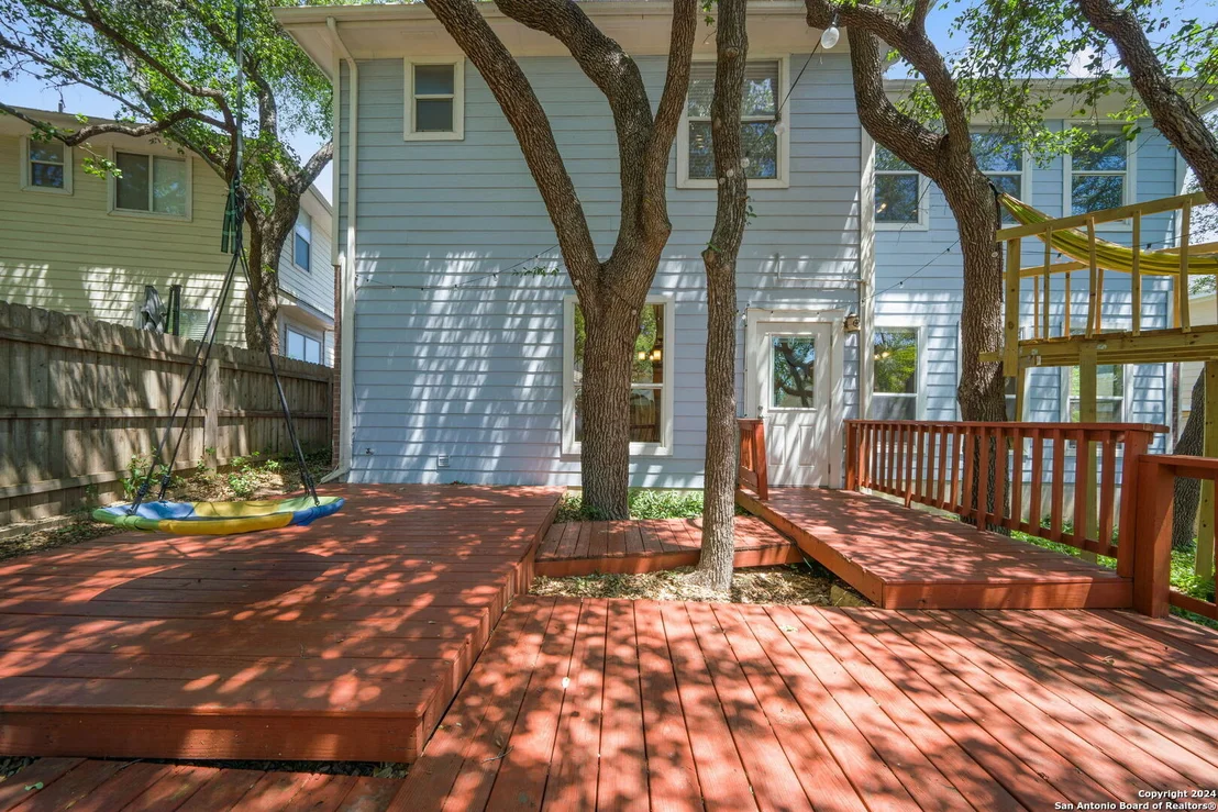 Photo of 15831 AUGUSTA COR