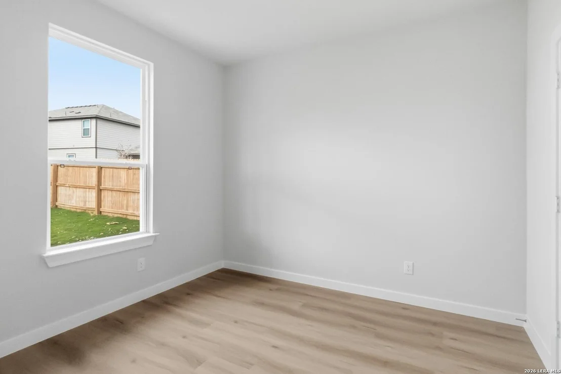Photo of 619 River Run Way