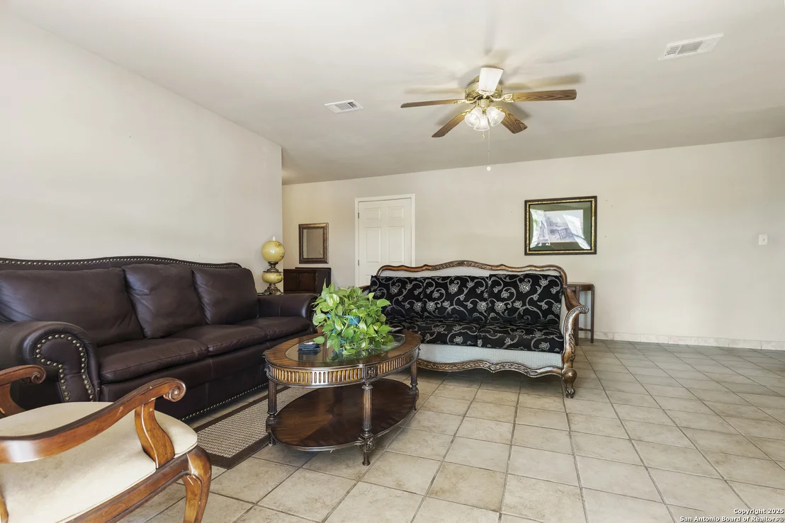 Photo of 944 County Road 769