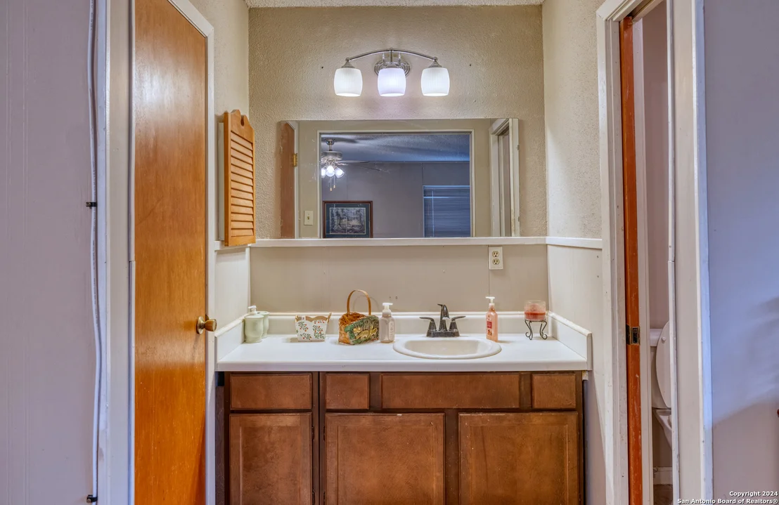 Photo of 2227 mill creek