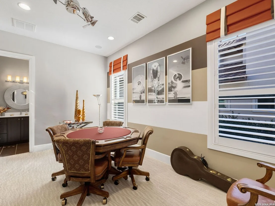 Photo of 3915 El Chamizal
