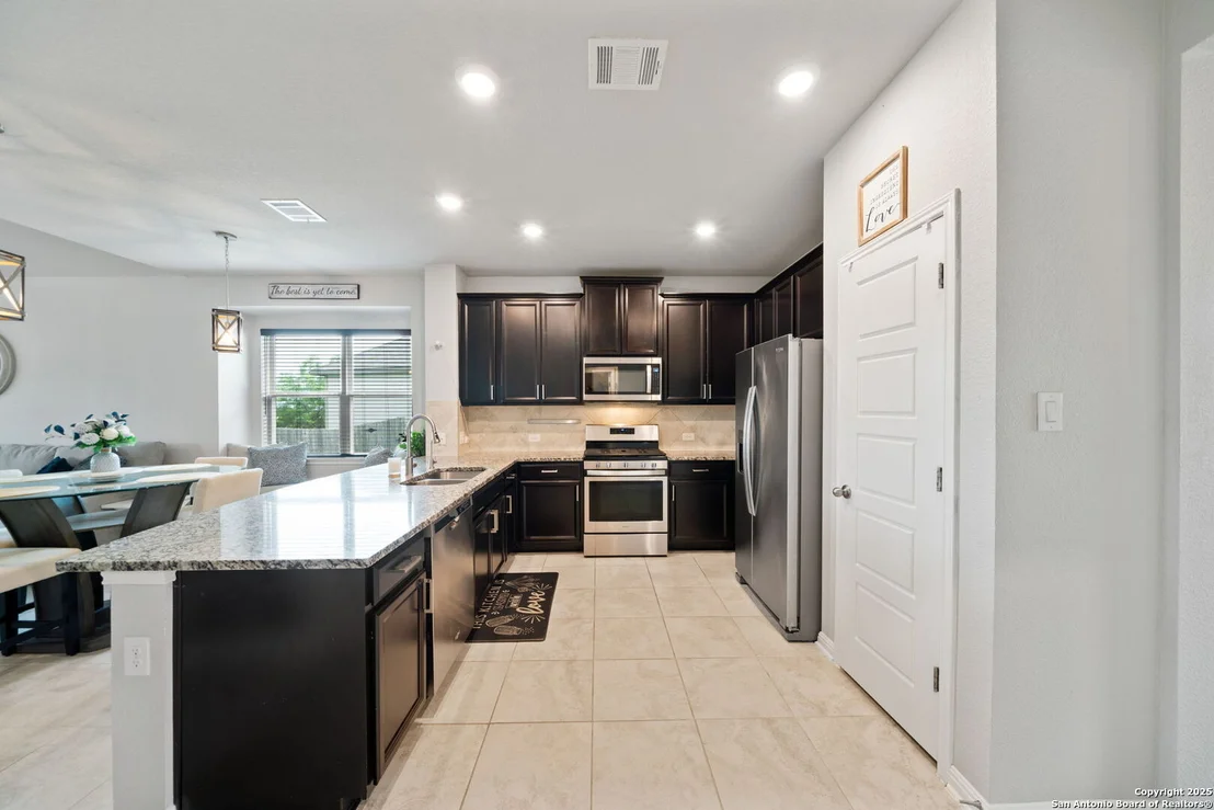 Photo of 13342 Badlands Bend