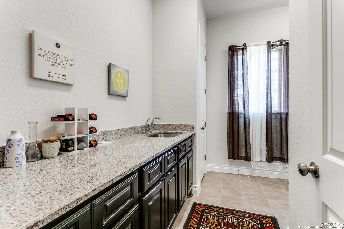 Photo of 1009 Stradina