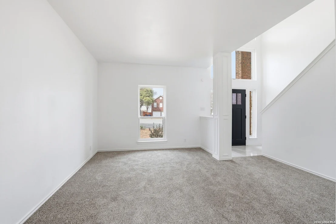 Photo of 602 Lightstone