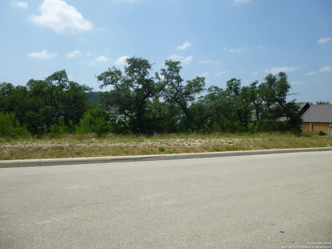 Photo of 23123 Henness Pass