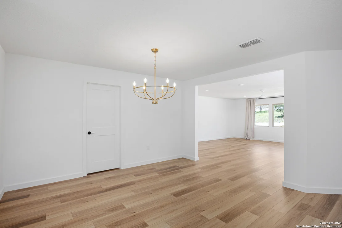 Photo of 1903 Danielle Dr