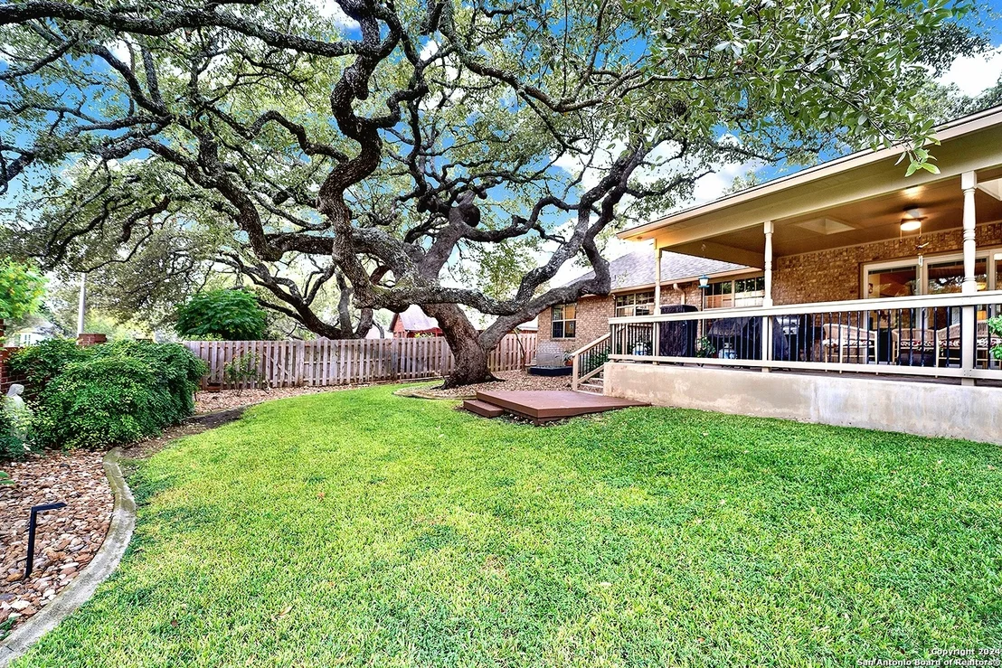Photo of 1512 MOUNT LAUREL