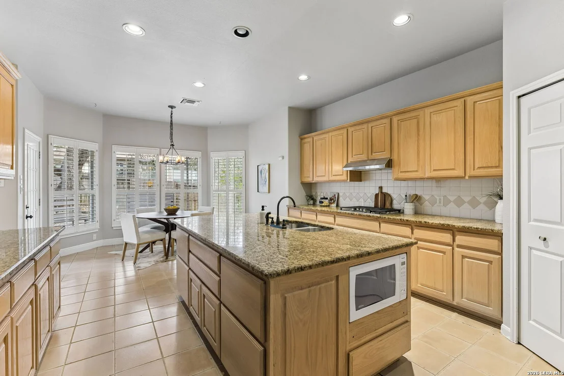 Photo of 6542 Amber Oak