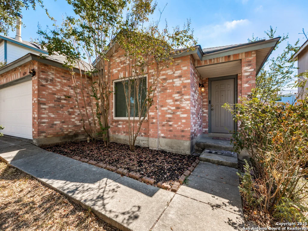 Photo of 6534 Beech Trail