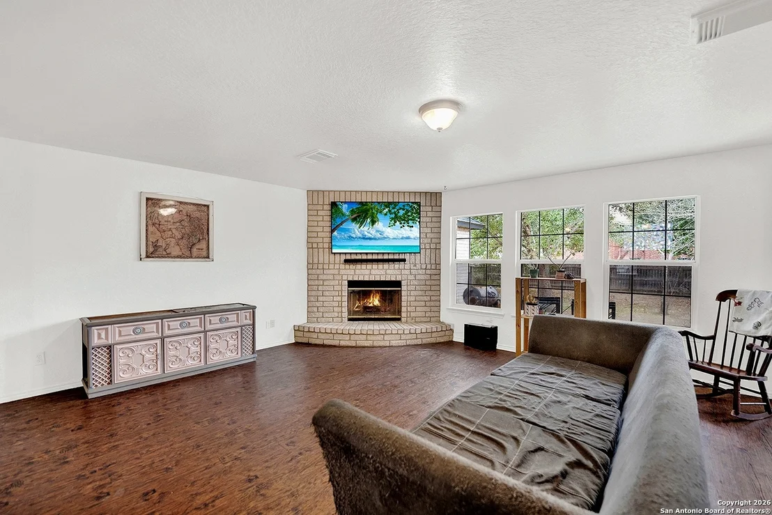 Photo of 128 Springtree Grove