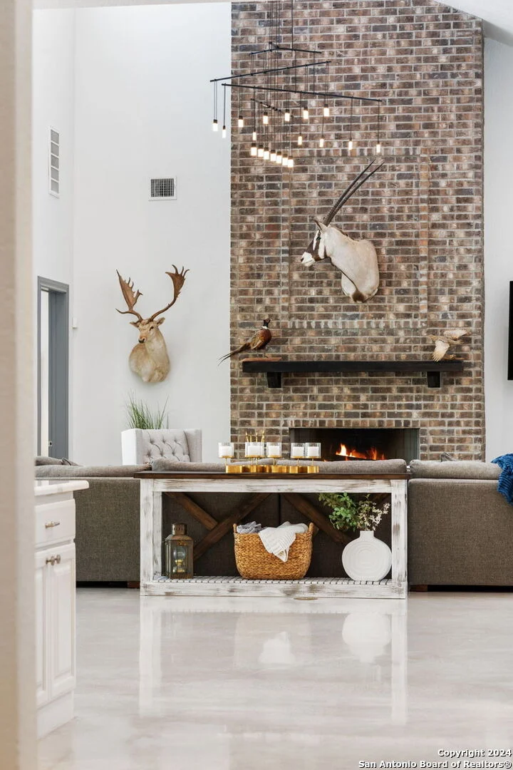 Photo of 1114 Savanna