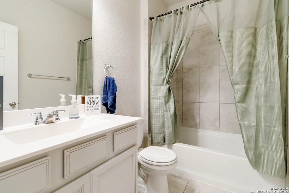 Photo of 2210 Castello