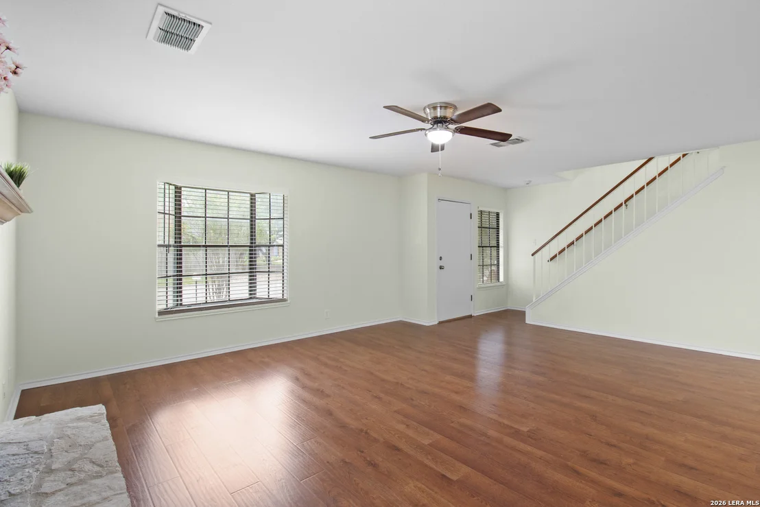 Photo of 13638 PRINCES KNLS