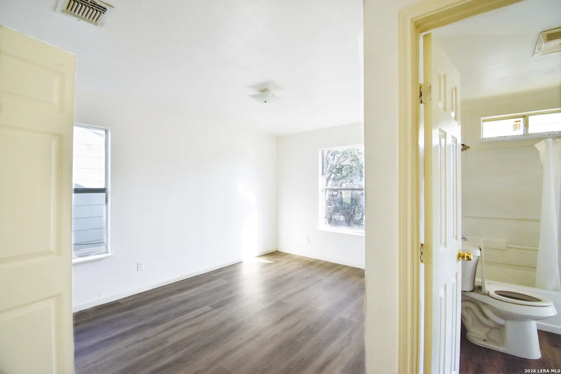 Photo of 346 Ashland