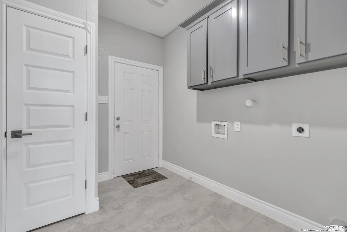 Photo of 55 N CEDAR DR