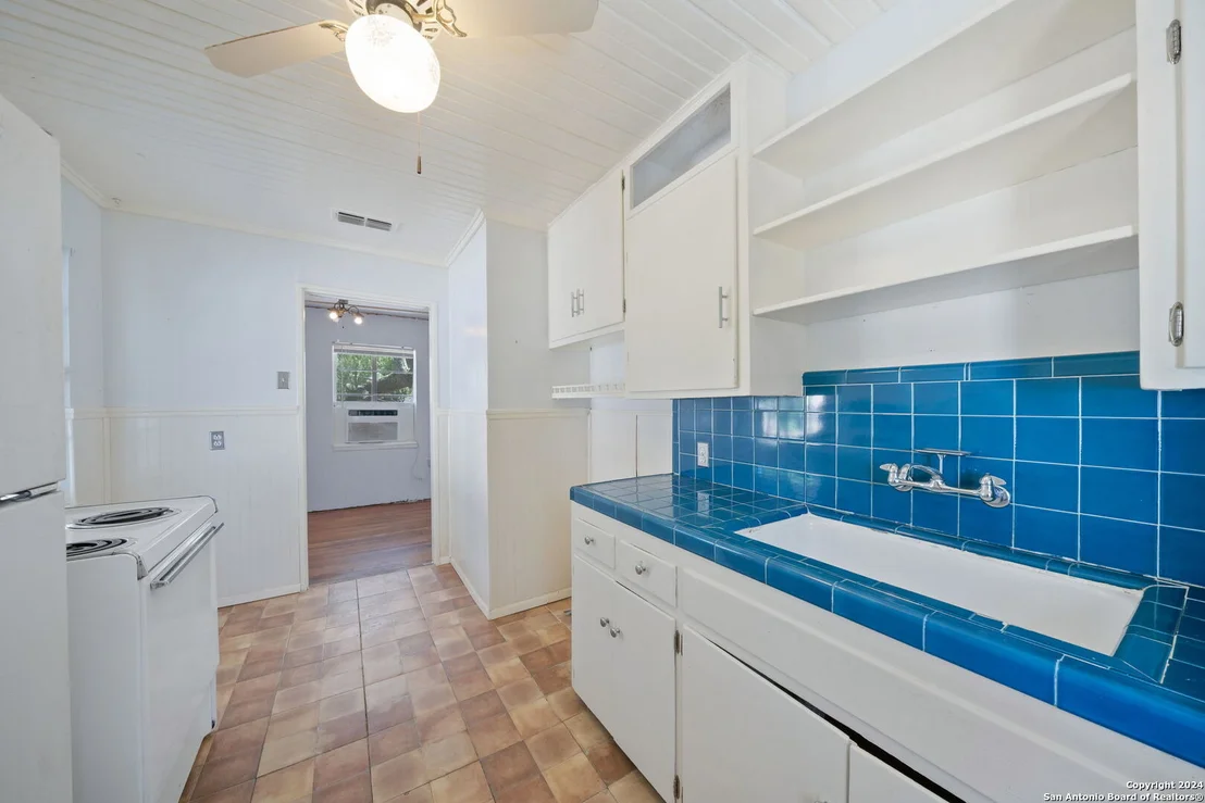 Photo of 434 Sumner Dr