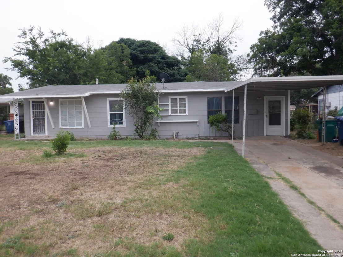 Photo of 234 CHARCLIFF DR