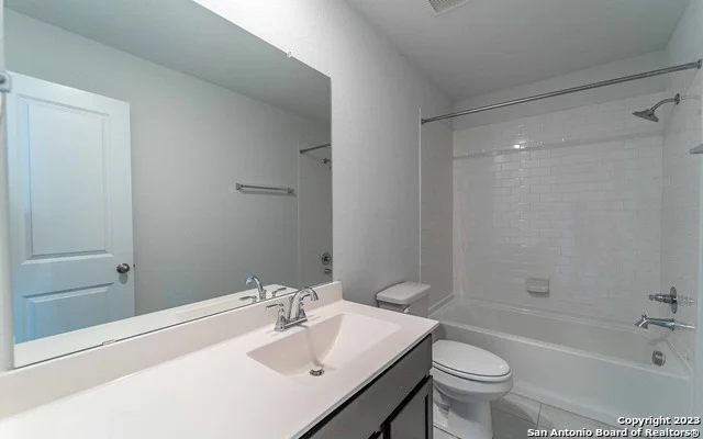Photo of 4877 Knox View