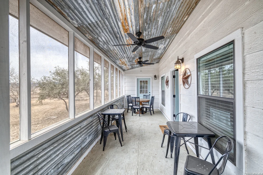 Photo of 1674 Flat Rock
