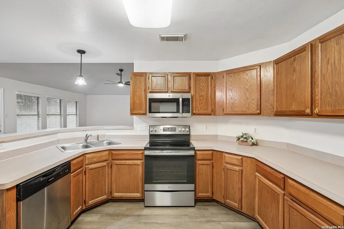 Photo of 1200 DOVE MDWS