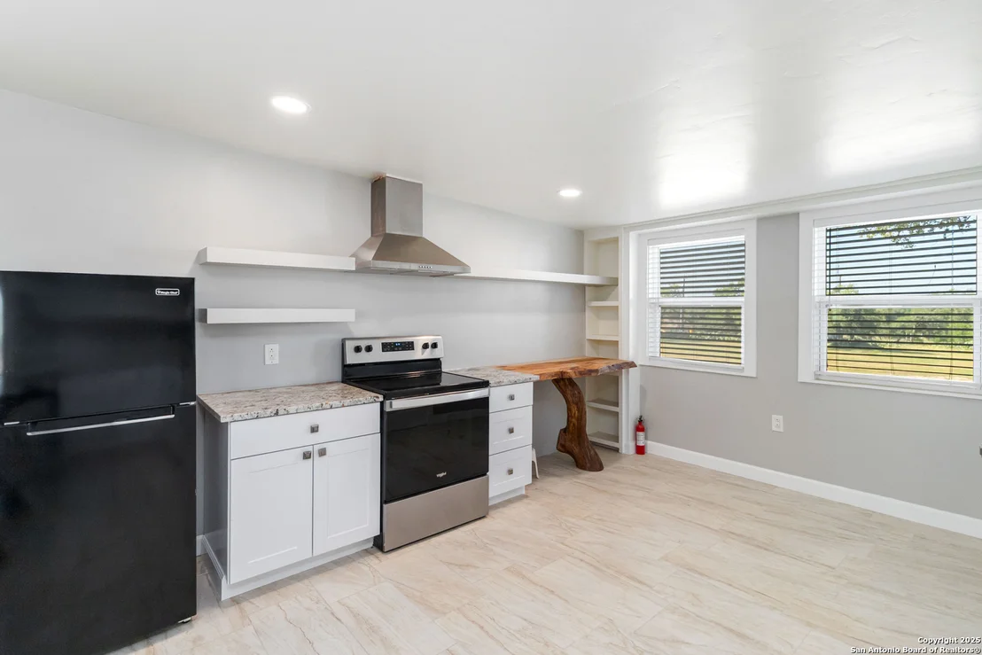 Photo of 30951 Blanco