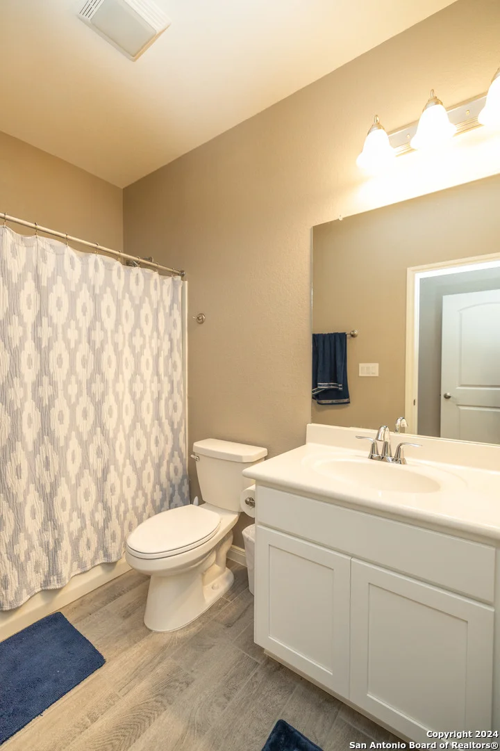 Photo of 218 IRON GATE