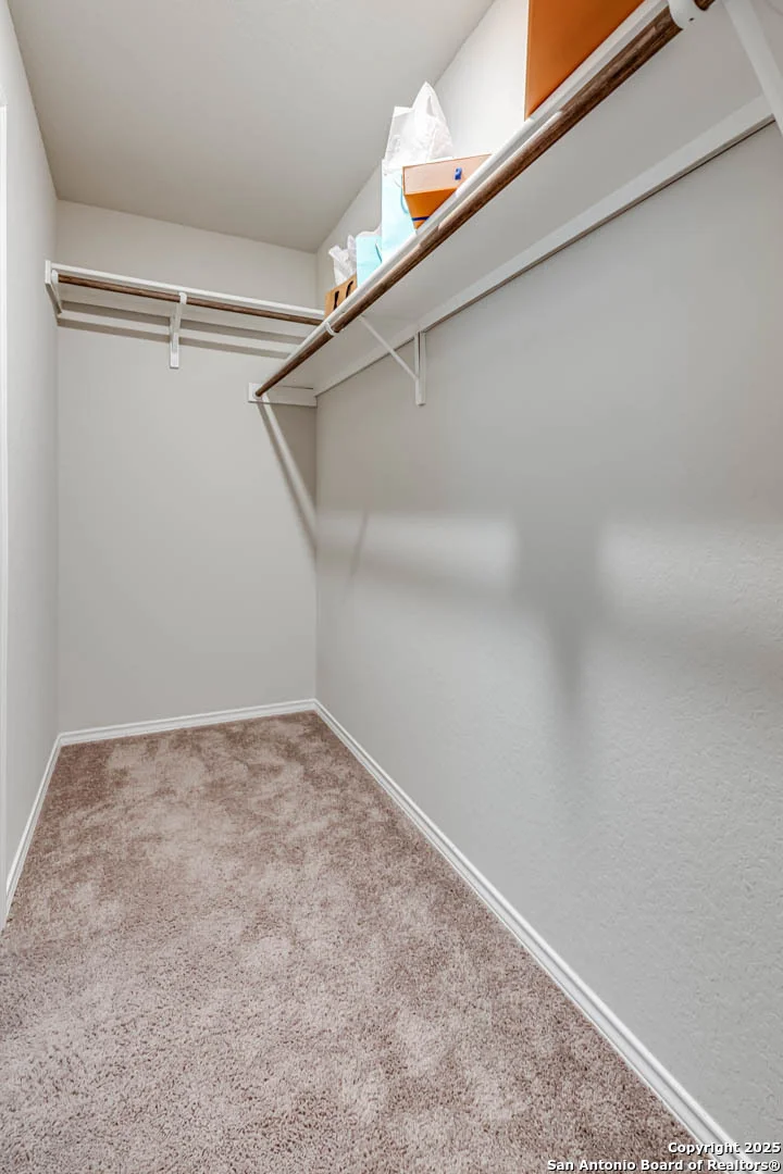 Photo of 10214 Robbins Bluff