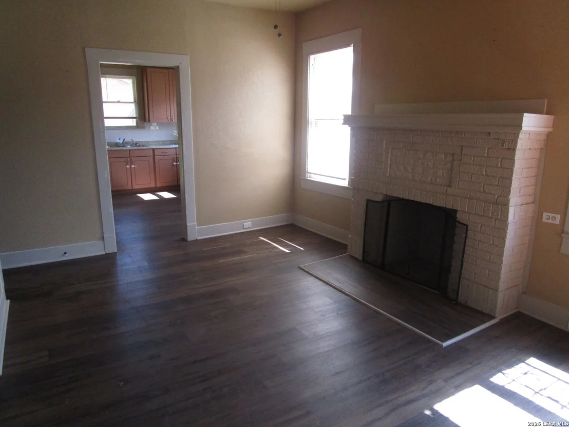 Photo of 638 Canton
