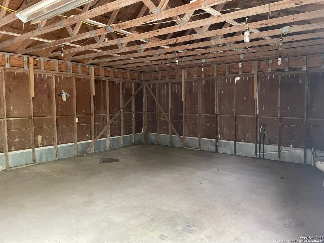 Photo of 605 Avenue M