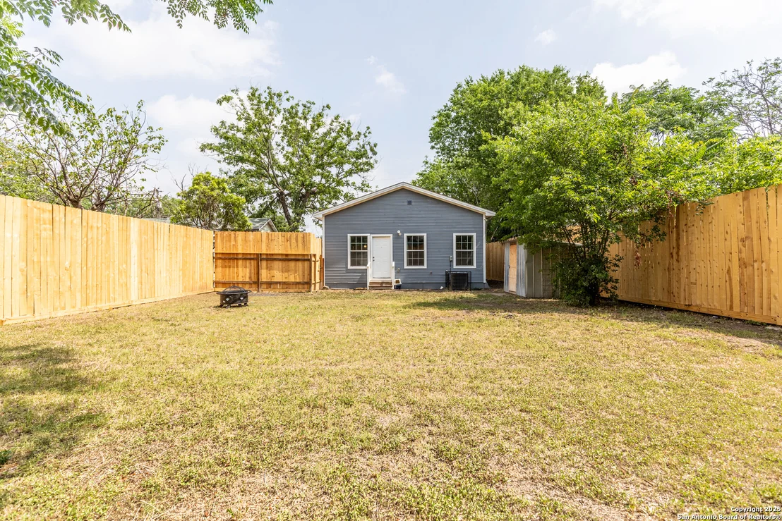 Photo of 1042 PASO HONDO