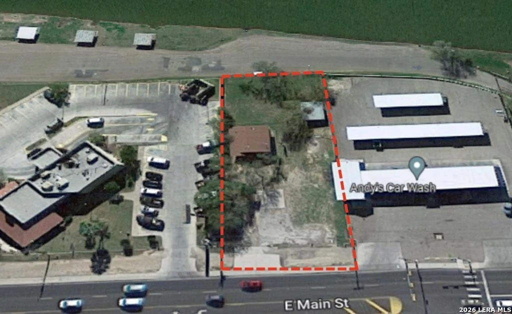 Photo of 2399 MAIN ST