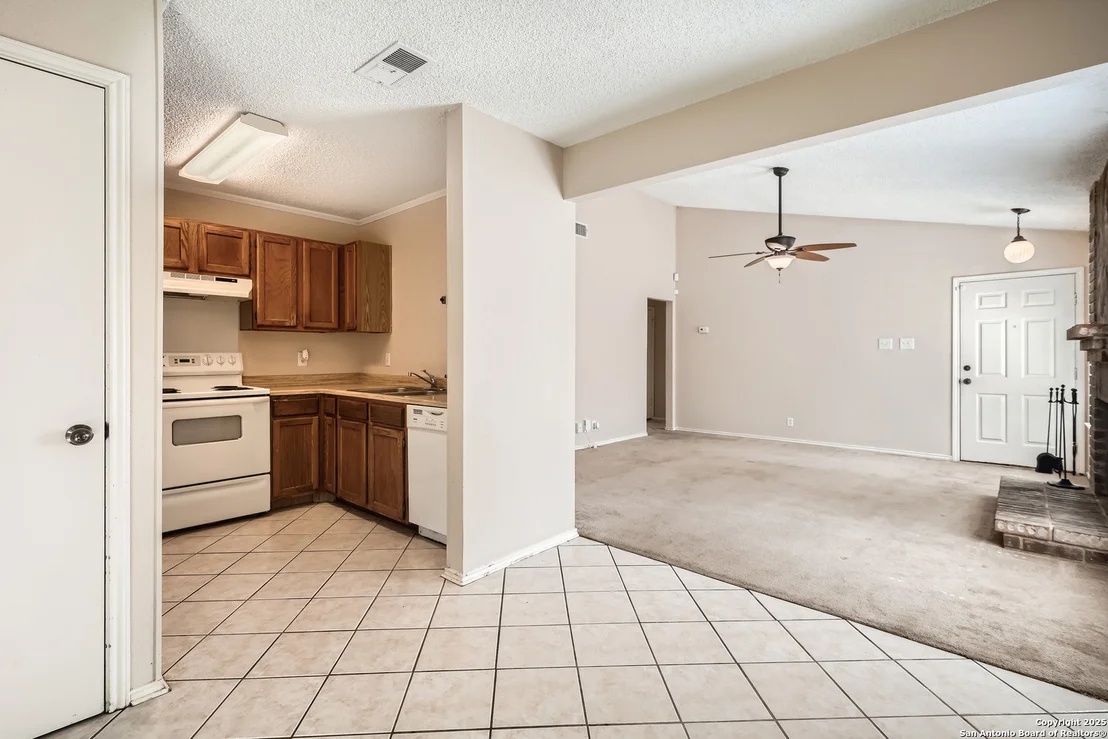 Photo of 7231 FERNVIEW